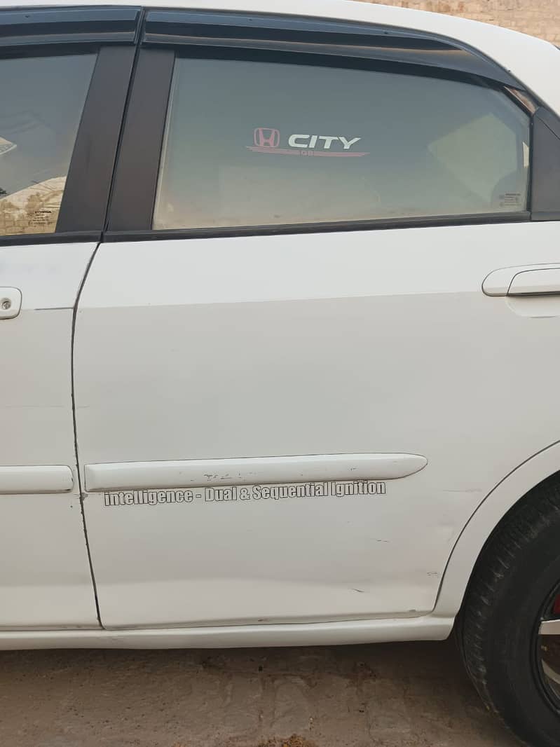 Honda City IDSI 2004 Total genuine condition 6