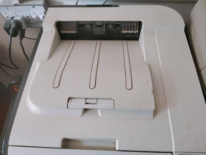 Color printer Laser jet Pro 400 color m451nw 4