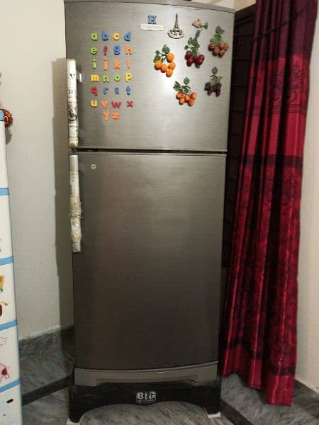 REFRIGERATOR 3