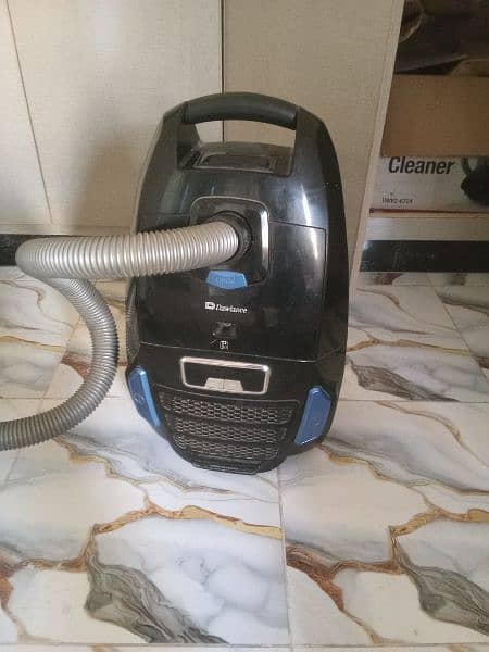 vacume cleaner Dawlance model DWVC 6724 in awesome condition 2