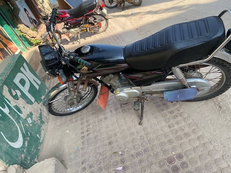 Honda 125 For sale black Color 2