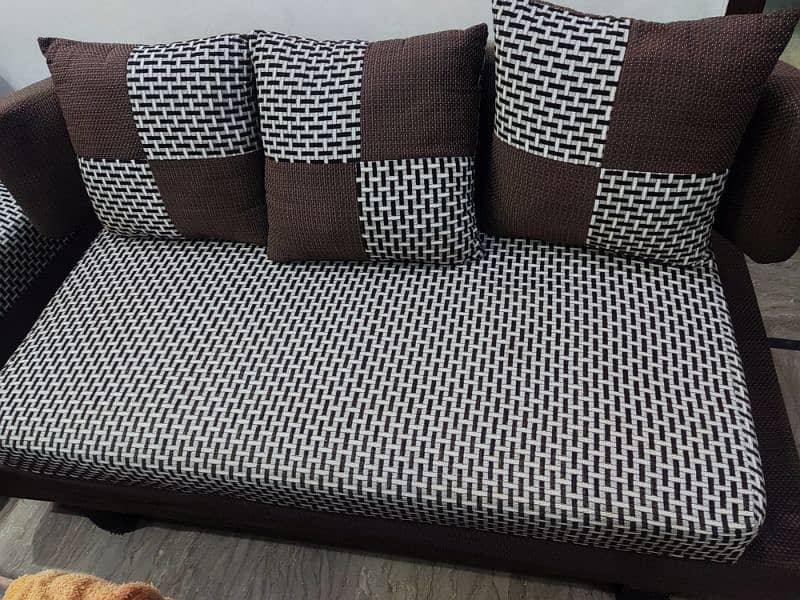 3*2*1 Molty Foam Sofa 0