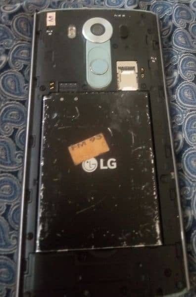 LG V10 ram,ROM 4/64 urgent for sale 4