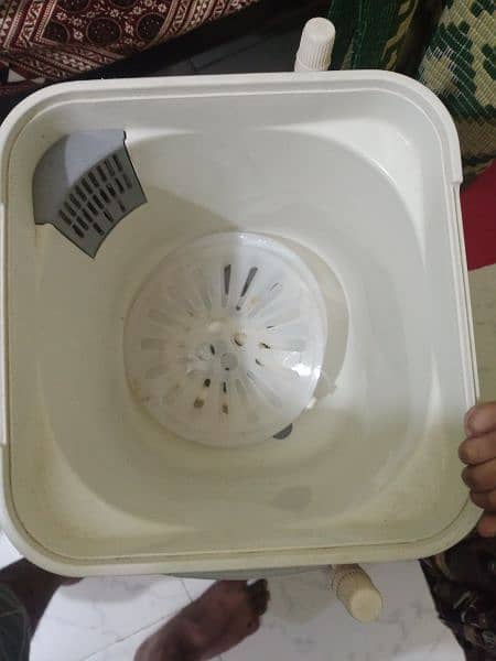 baby washing machine urgent sale 2