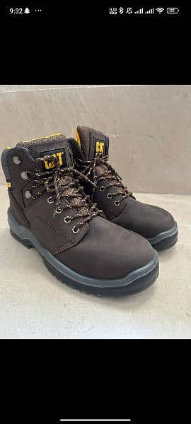 CAT Safety Shoes 8