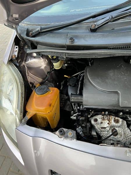 TOYOTA VITZ IN MUZAFFARGARH CITY 6