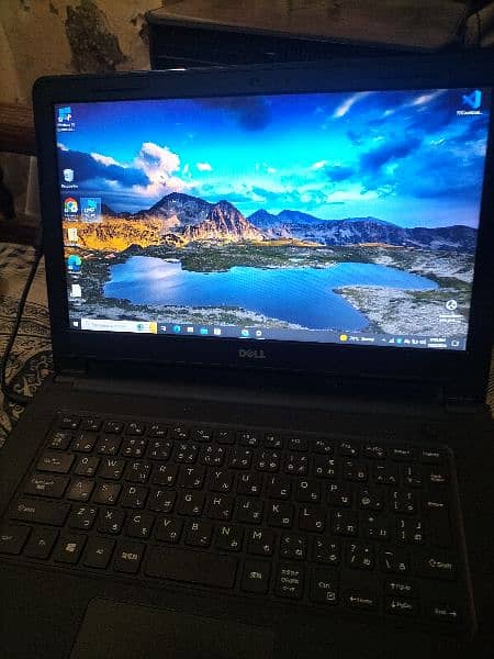 Dell core i5 7 gen 10/9 1