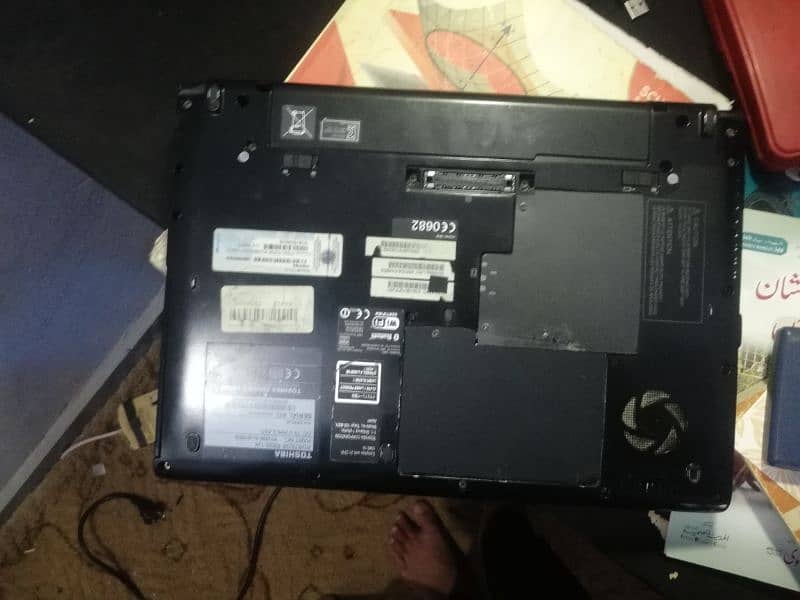 toshiba portege r830 core i3 for sell urgent 3