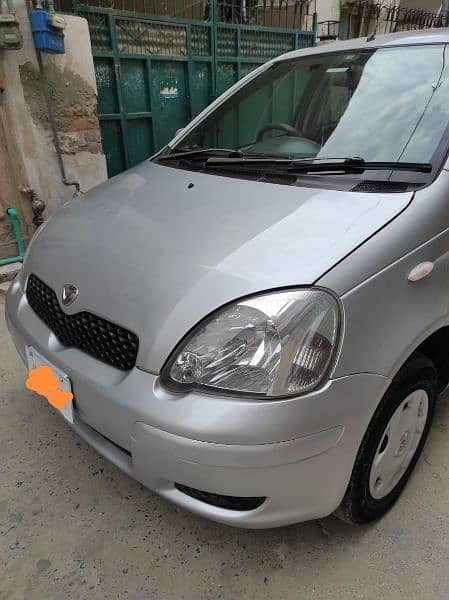 Toyota Vitz 2002 10