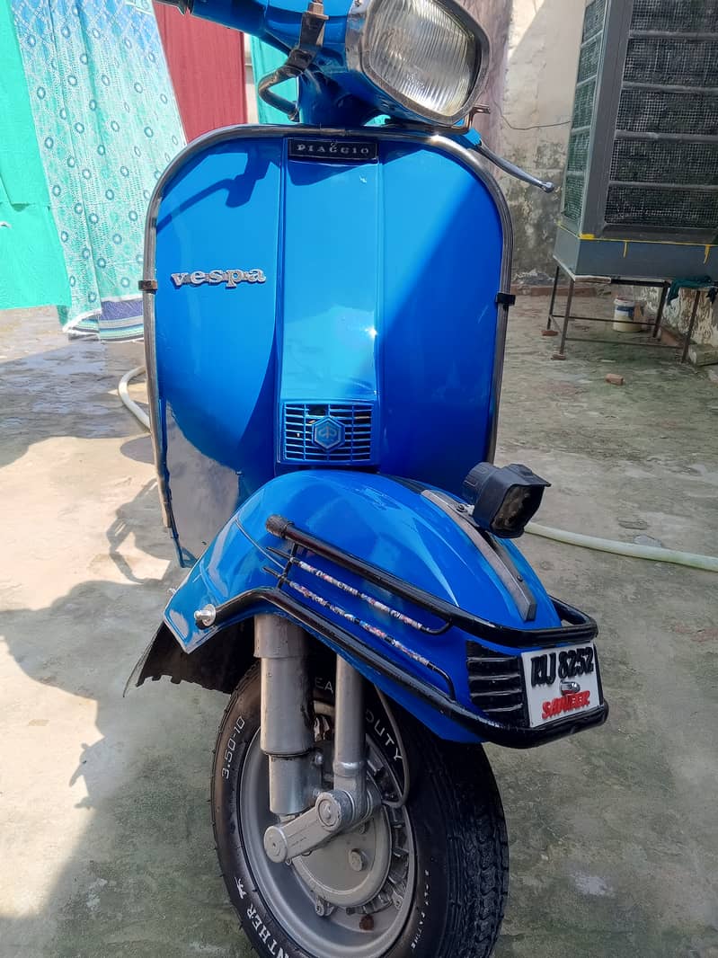 Vespa 1981 model 1