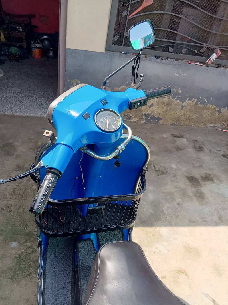 Vespa 1981 model 5