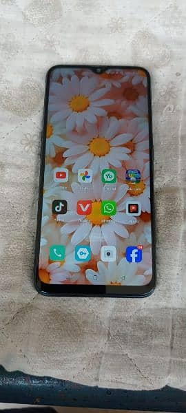 Oppo f11 4GB ram 64GB memory 1