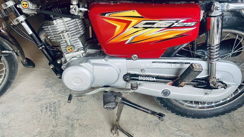 Honda 125 fresh bick exchange possible 2