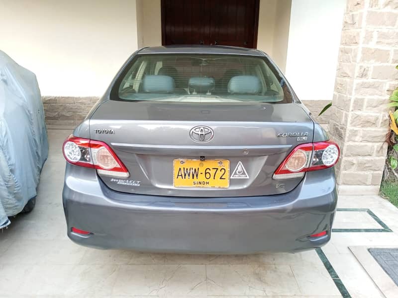 Toyota Corolla Gli 2012 Automatic Outclass Condition in DHA Karachi 1