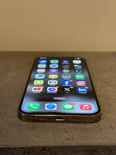 IPhone 12 Pro Max 128Gb Golden Non PTA 1