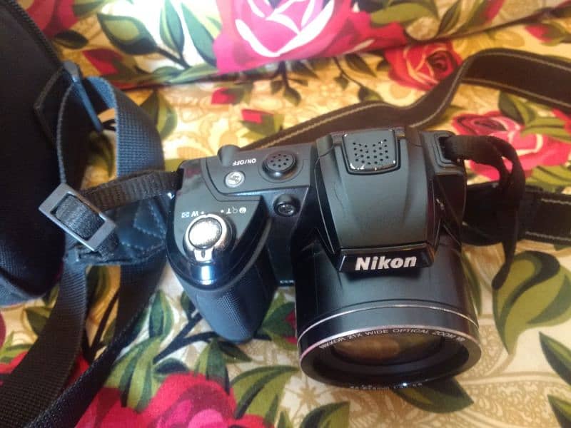 Nikon Camera L310 1