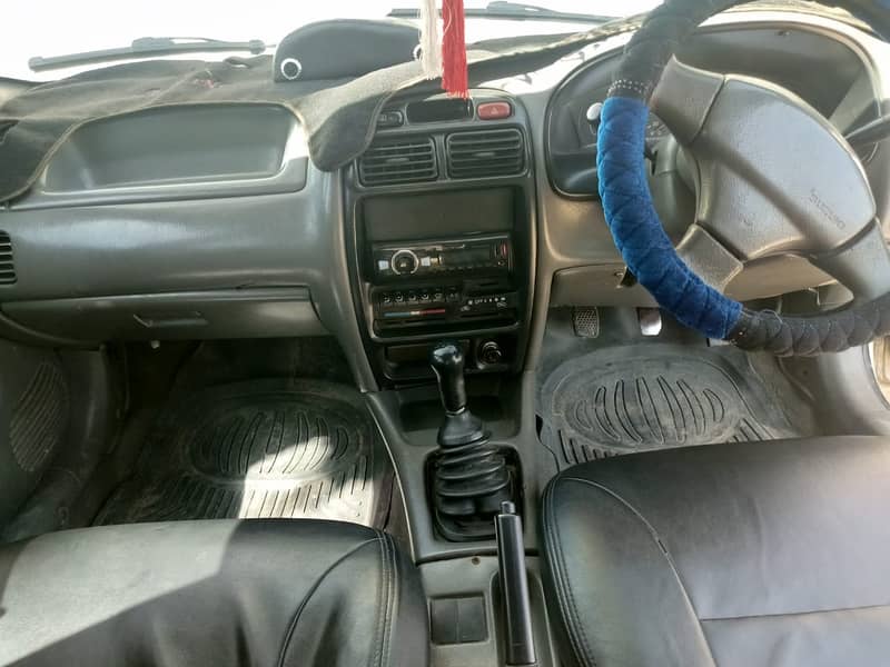 Suzuki Baleno 1999 8