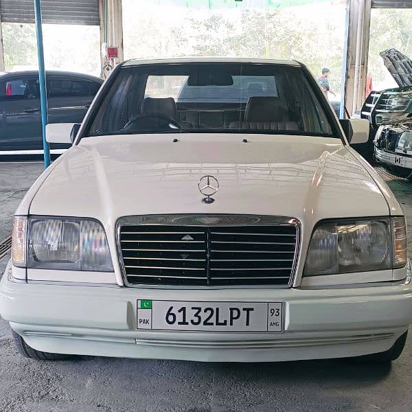 Mercedes E Class 1993 w124 10