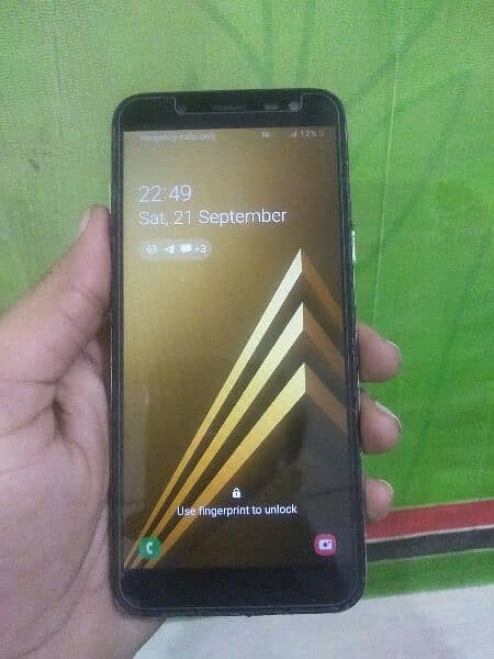 Samsung A6 ,4Gb ram 64Gb ROM. . finger lock 3