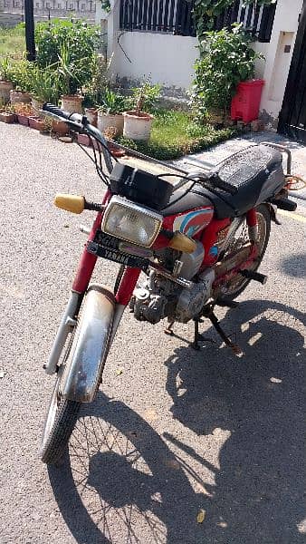 yamaha 4stroke bike for sale in good condition 2