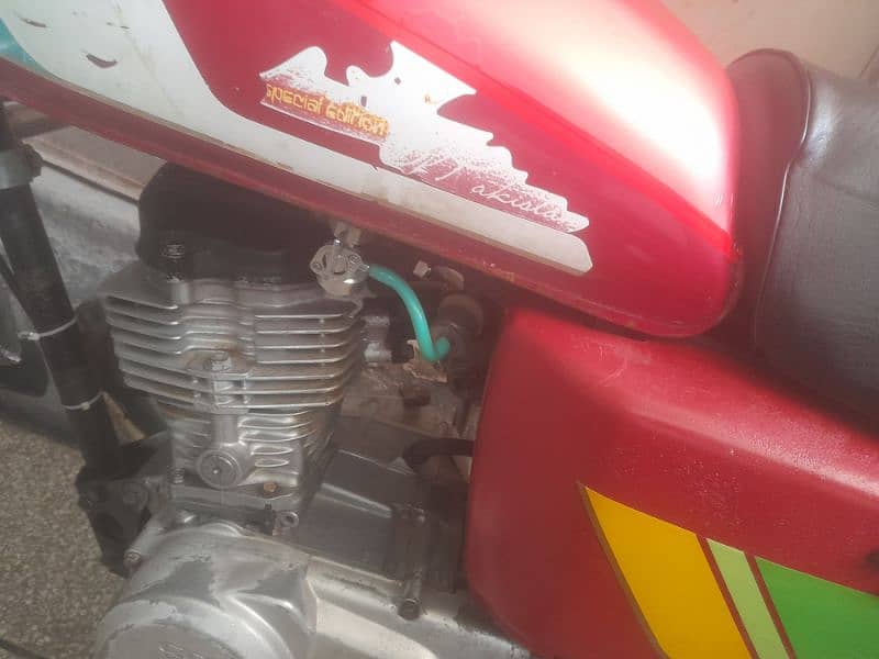 Honda cg125 engine ok condition ap k samne hai 9