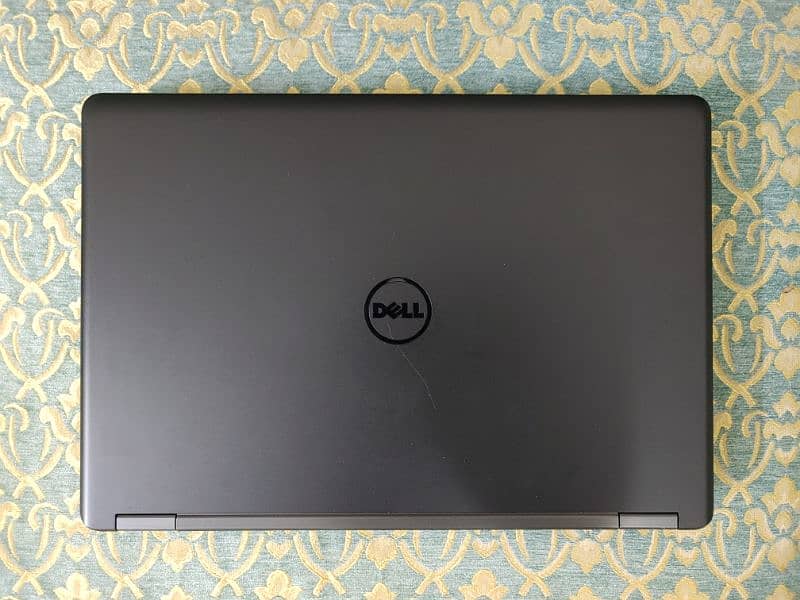 Dell laptop Intel i5 Fifth Generation 8/128 SSD 2