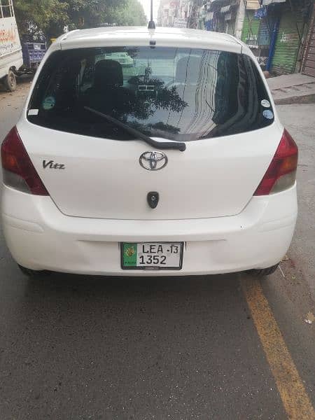 Toyota Vitz 2009 1