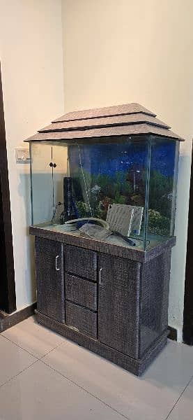 Fish Aquarium 3ft X 15inches with cabinet 1