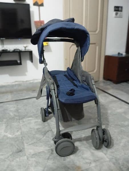 chicco pram 4