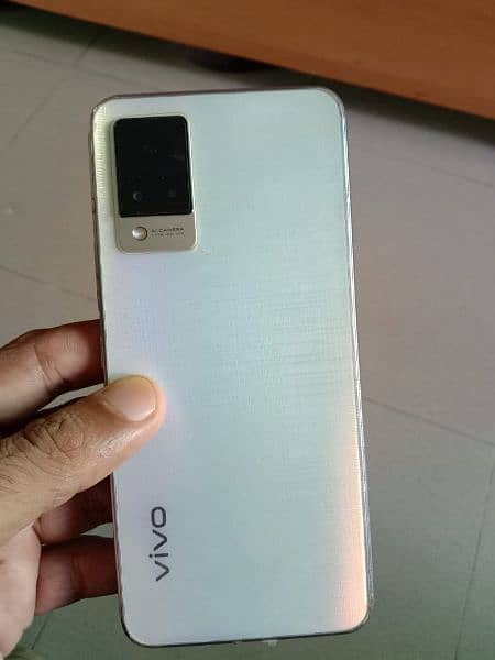 Vivo V21 8/128. PTA. Box 6