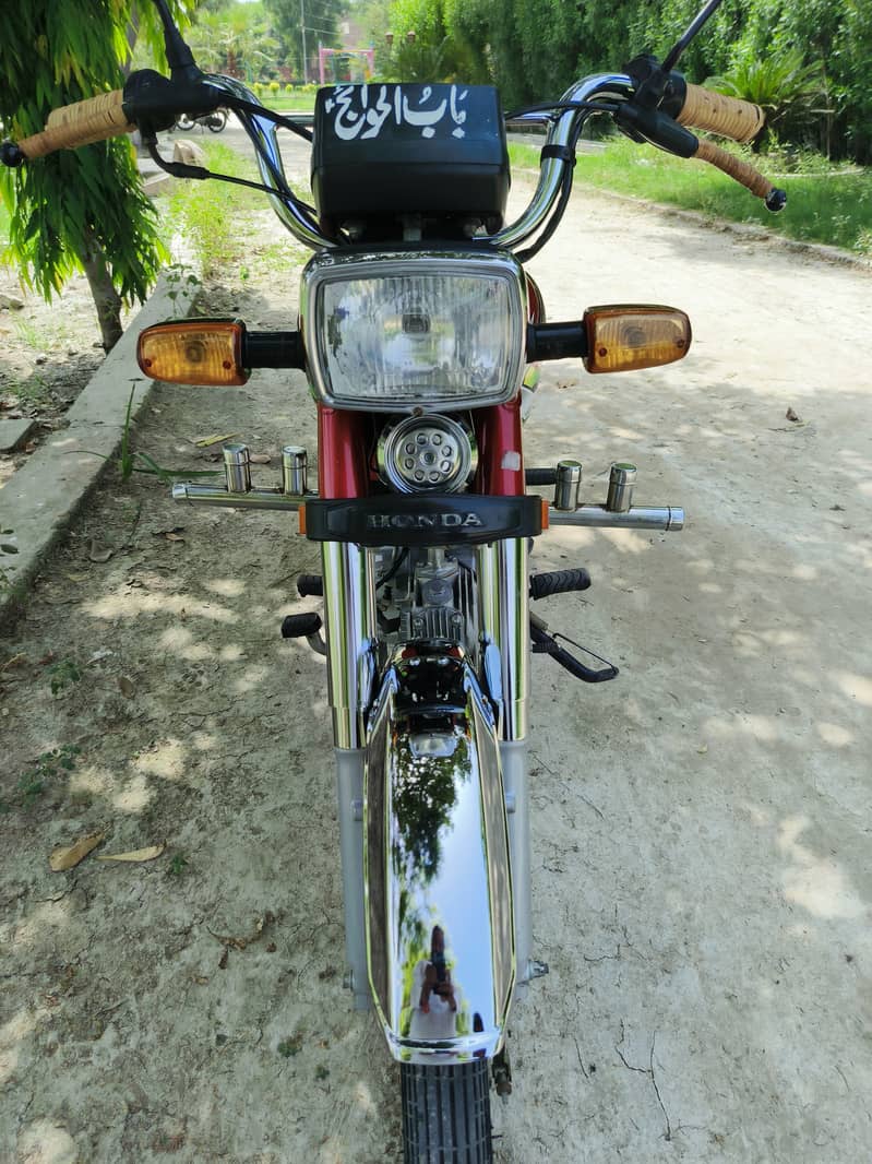 Honda CD 70 2023 8