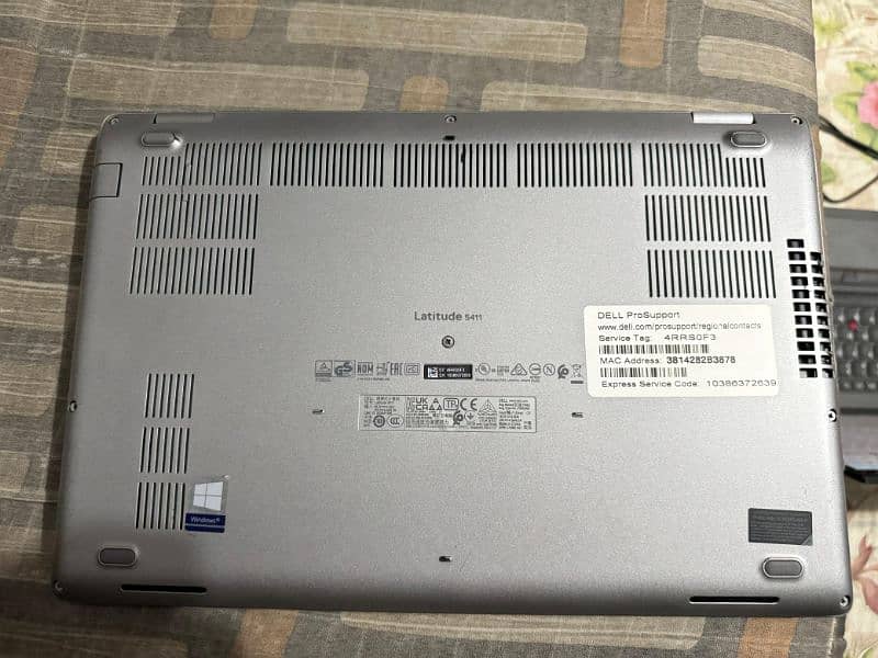 Dell latitude 5411   Core i7 (10th gen, 10850H) 3