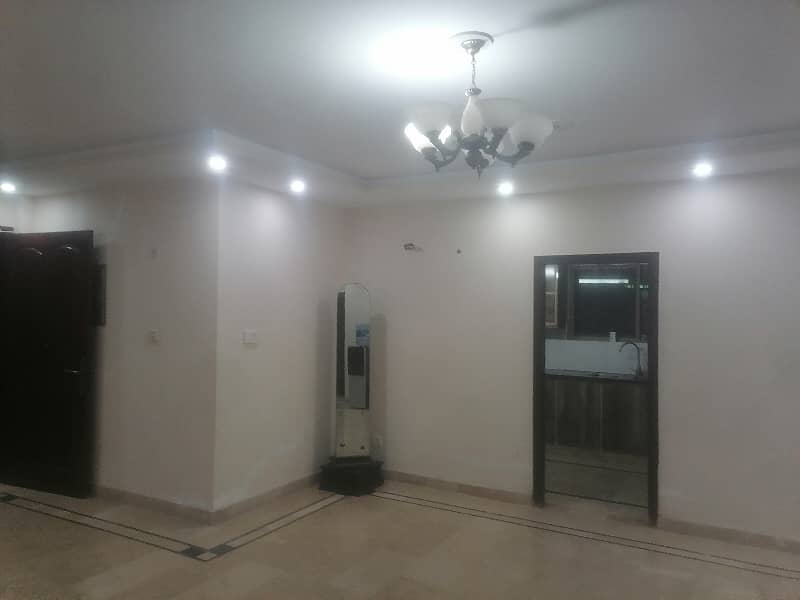 4 Bedroom With Office Suits 3200 Sqft Family Executive Office Bachelors 9