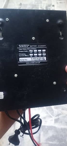 Simtek Battery Charger 12V 20 Ampere 1