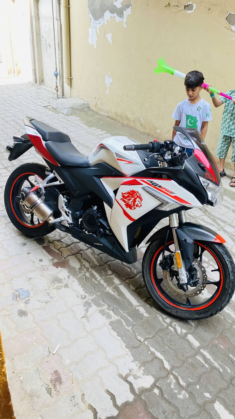 Heavy sports bike for sale new bike 2