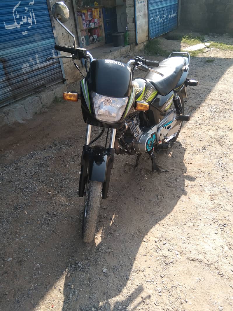 Honda Deluxe 125 2016 Punjab Number 7