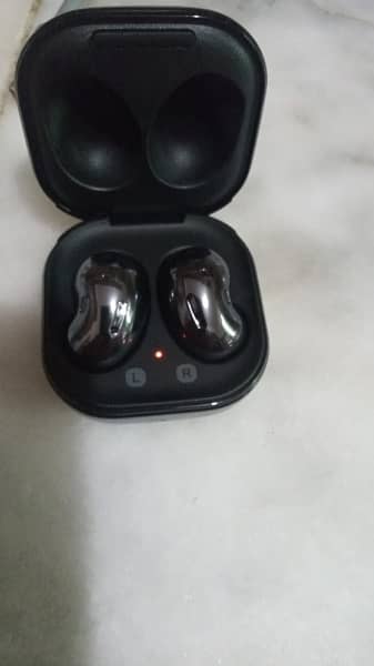 Samsung galaxy buds live 5