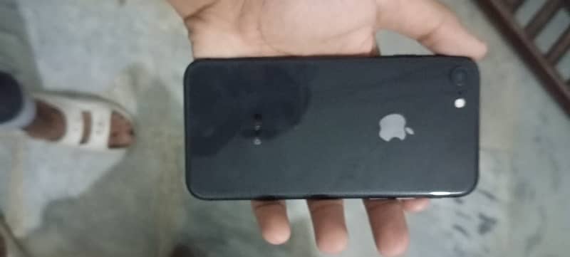 iPhone 8 non pta jv 10/10 condition or 84bateeryhealth no opennorepair 3