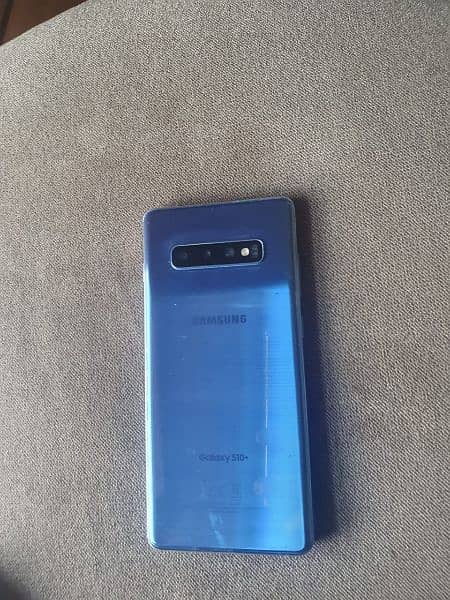 Fresh Samsung Galaxy S10+ Plus Blue color / Condition 10/10 2