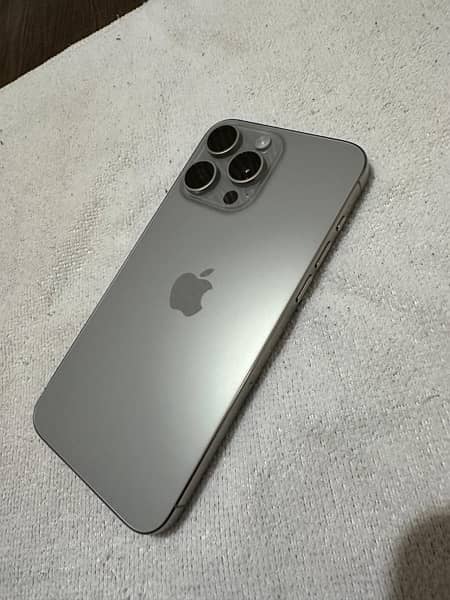 iPhone 15 Pro Max 256GB NaturalTitanium PTA approved 7