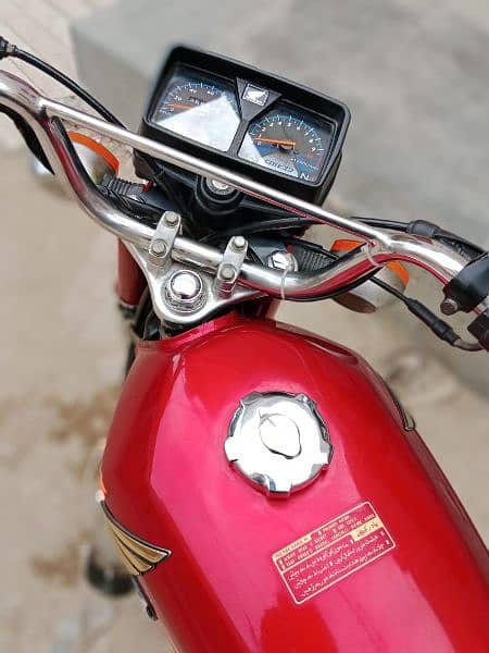 Honda 125 2021 3