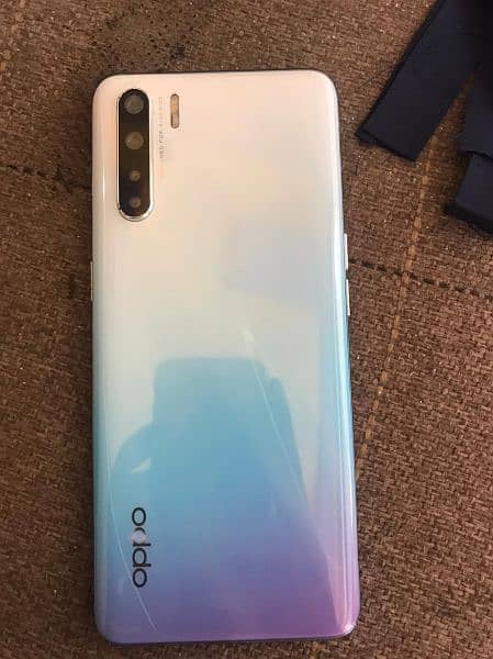 OPPO f15 4