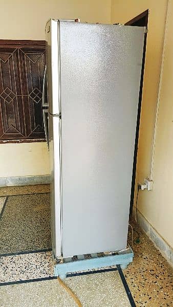 LG imported refrigerator good condition 3