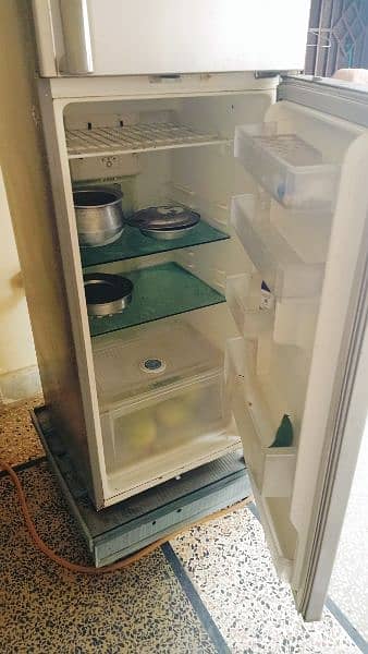 LG imported refrigerator good condition 8