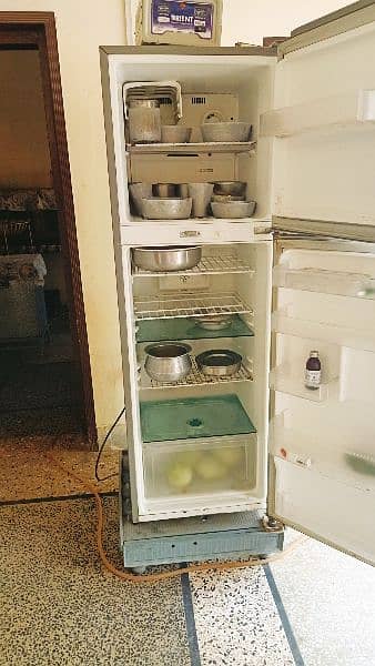 LG imported refrigerator good condition 12