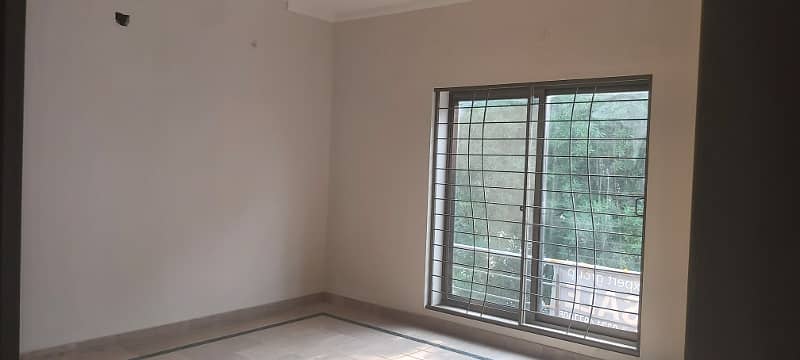 Upper Portion Available For Rent In Bahria Town Lhr 2