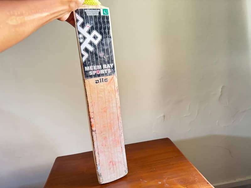 Fully Knocked Cricket premium quality bat 0