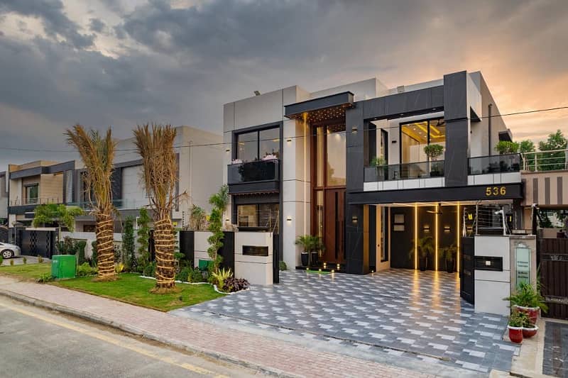 1 Kanal Brand New Beautiful Luxury House For Sale In Sector C Jasmine Block Bahria Town,Lahore 0