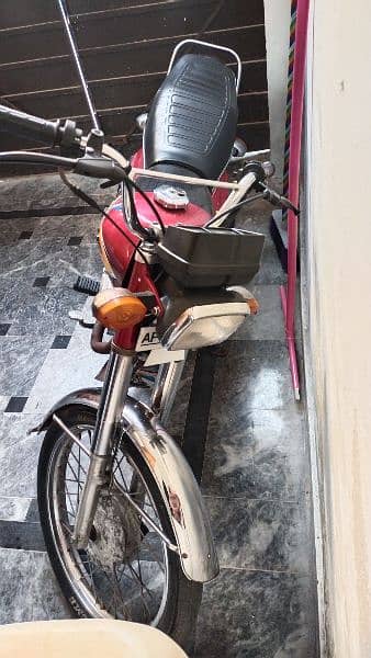 Honda 125cc 6