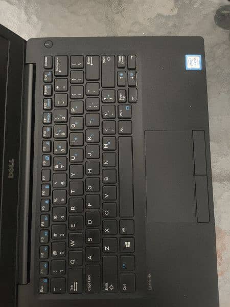 DELL laptop core i5 7Th Gen 2